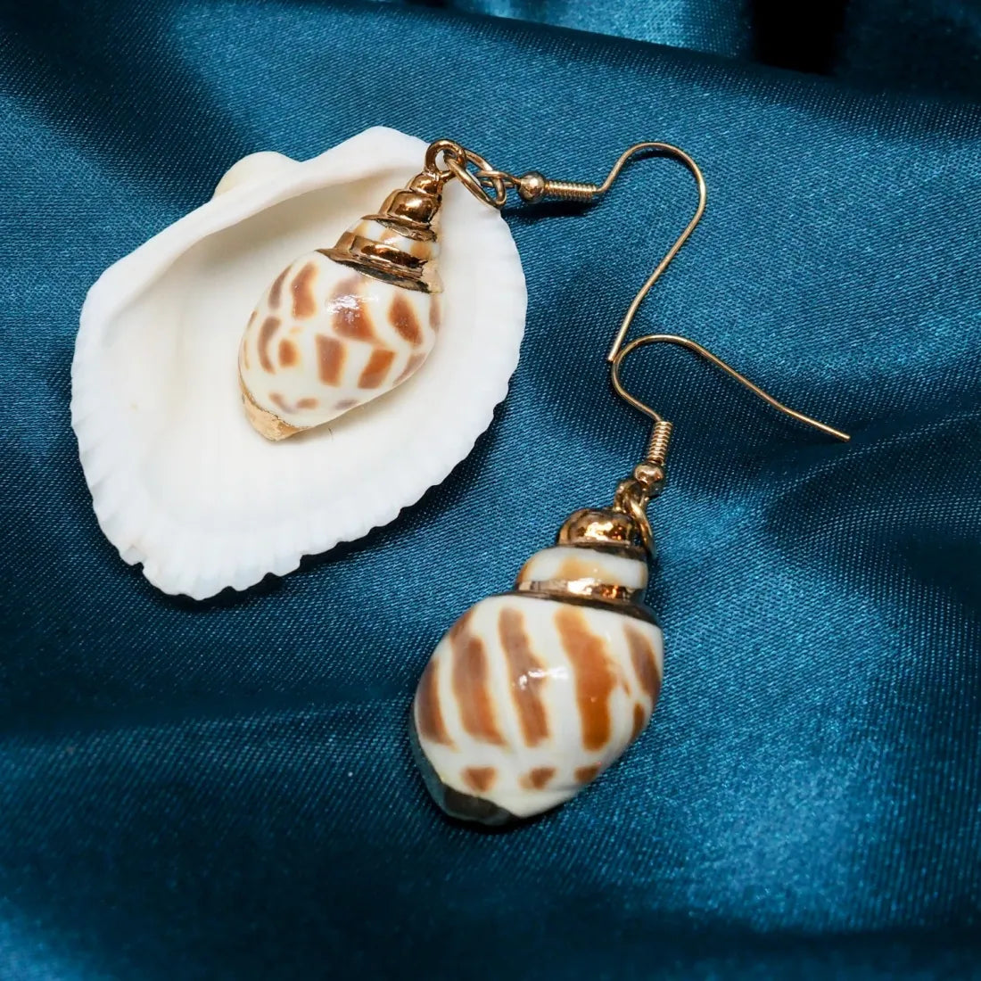 Conch Seashell Drop Earrings - Made In Hawaii
