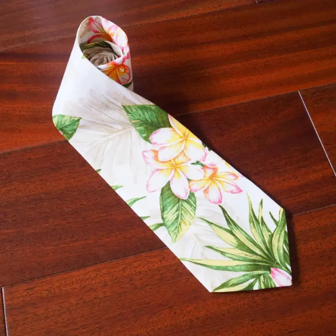 Gardens Creams Hawaiian Necktie - Made in Hawaii