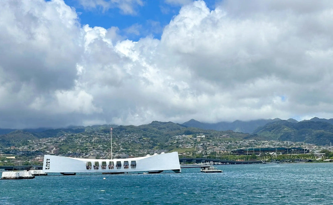 Honoring the Fallen at Pearl Harbor National Memorial - Lavahut