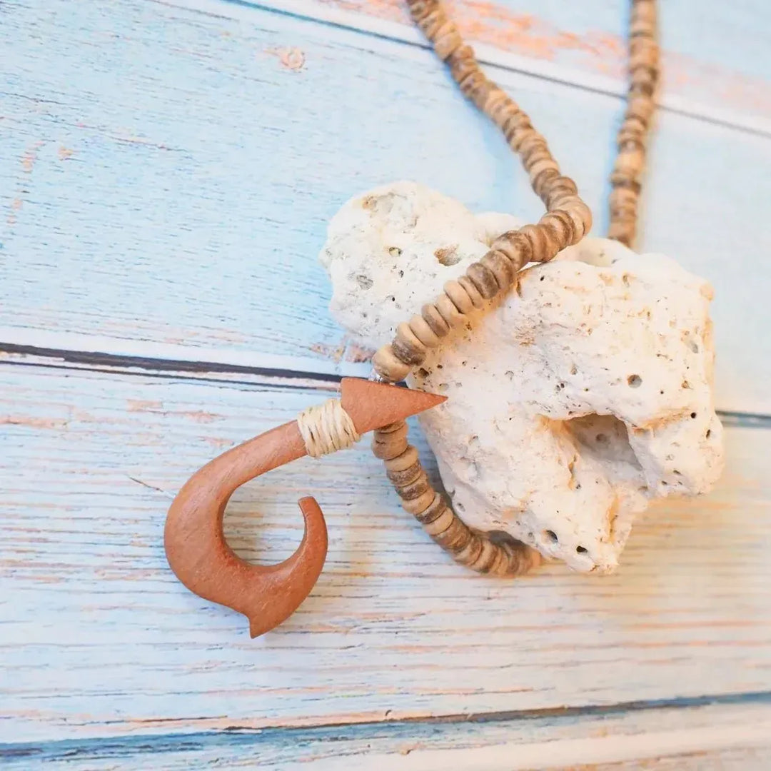 azies fish hooking Akaka Fish Hook Necklace Inspired by Hawaiian Craftsmanship – Lavahut