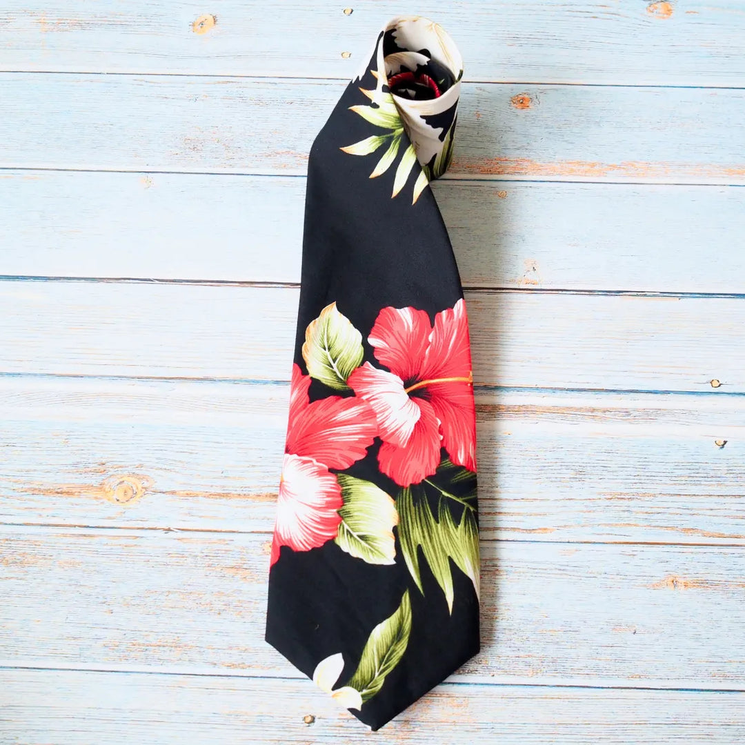 Black Hamakua Hawaiian Necktie - Made in Hawaii