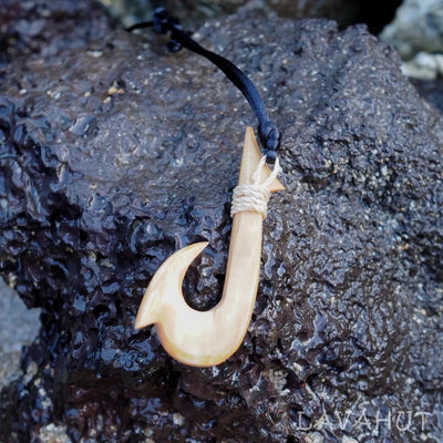 Black Bufflao Bone Hawaiian Large Fish Hook Necklace
