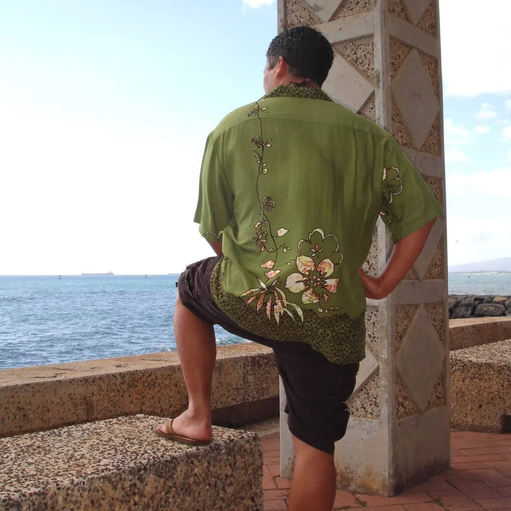 Hilo Green Hawaiian Rayon Shirt - Made in Hawaii