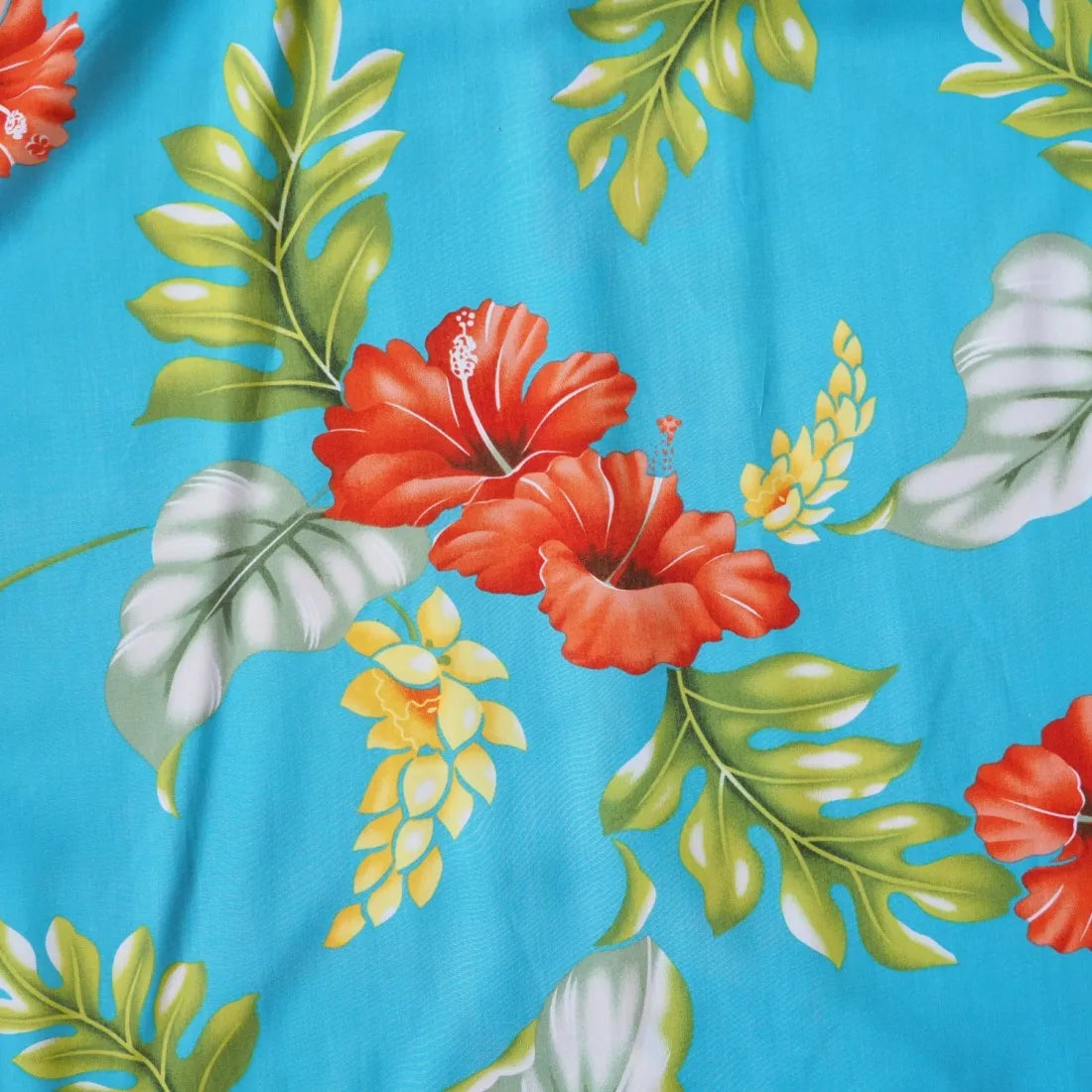 Honeymoon Aqua Hawaiian Rayon Fabric By The Yard - Made In Hawaii