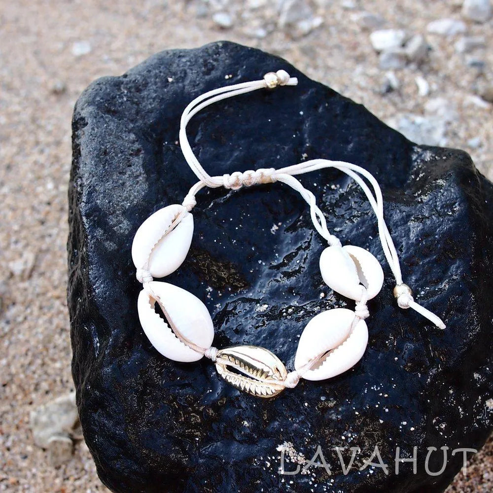 Kailua Cowry Gold Hawaiian Bracelet - Made in Hawaii