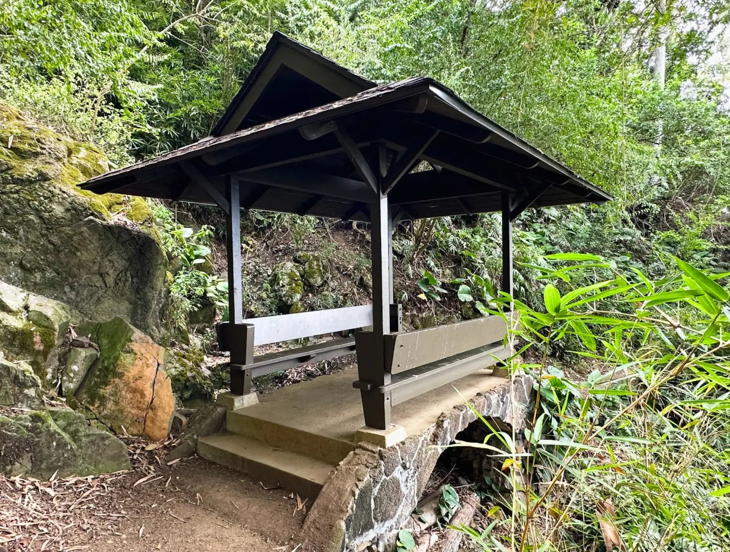 Lavahut - Friendship Garden in Kaneohe, Hawaii