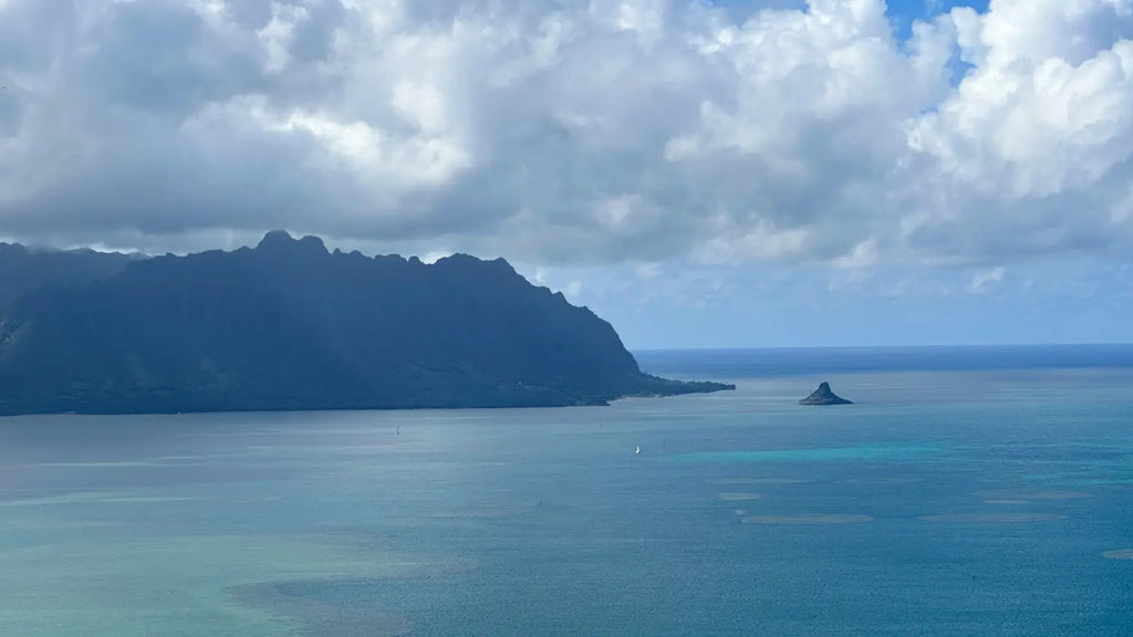 Pu'u Ma'eli'eli trail in Kaneohe