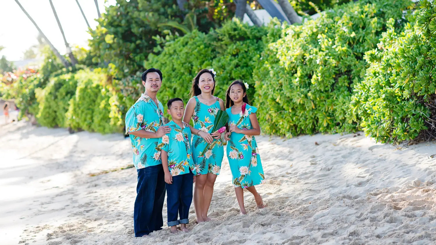 Lavahut Hawaiian Family Clothing