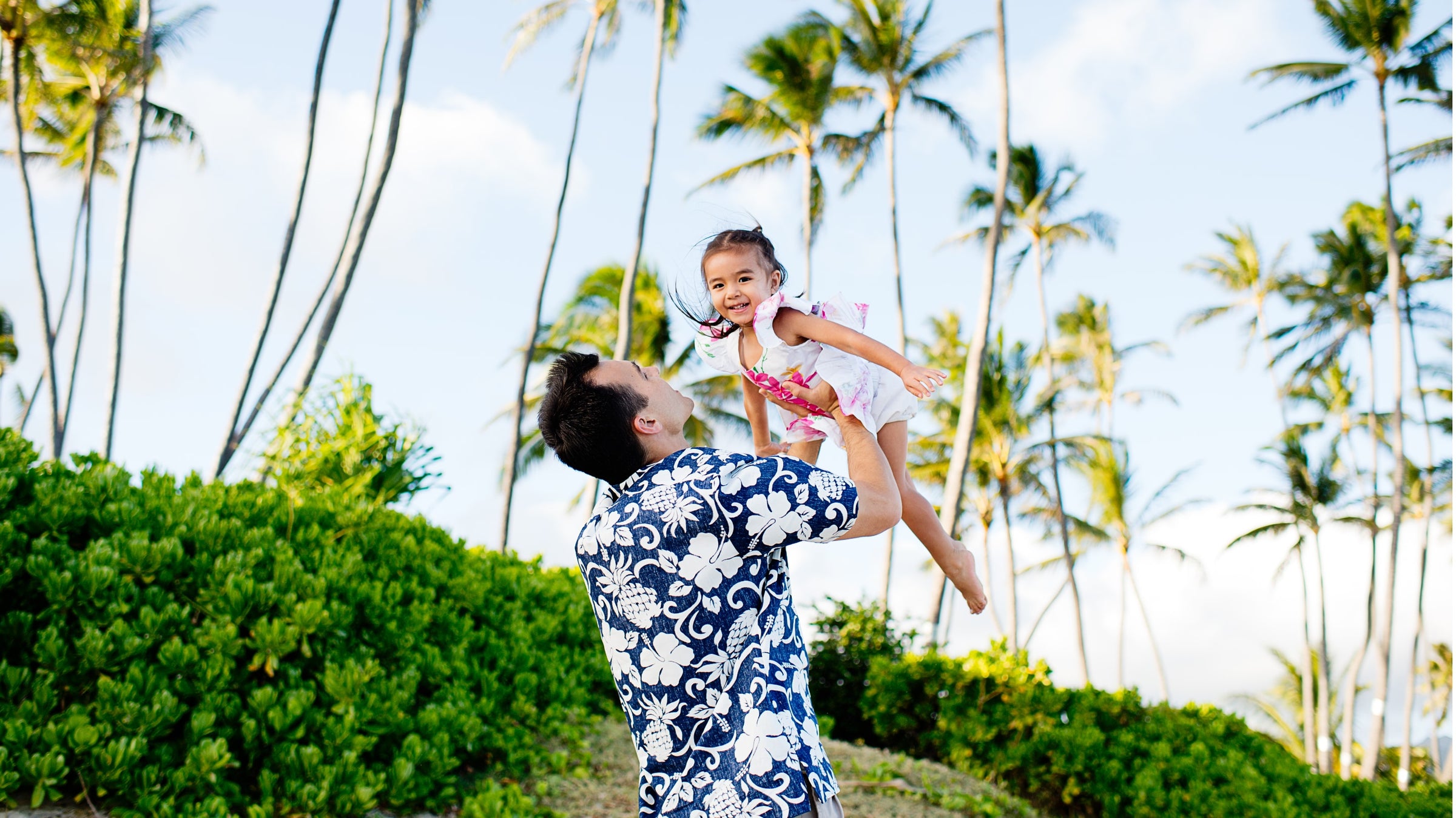 Lavahut Hawaiian Family Clothing
