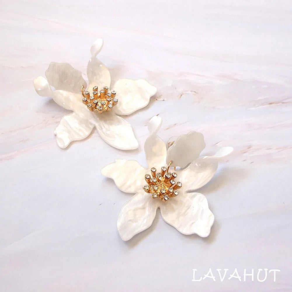 Lily Drop Cream Earrings - Made In Hawaii