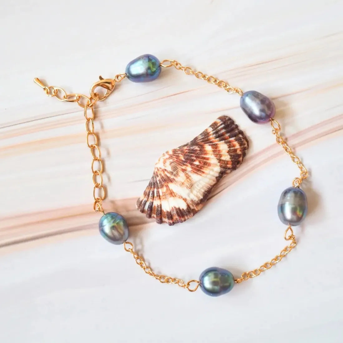 Luminous Freshwater Pearl Hawaiian Bracelet - Made In Hawaii
