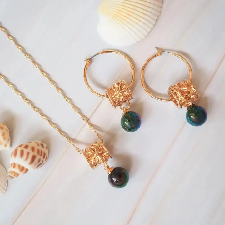 Mauna Kea Blossom Pendant Hawaiian Necklace - Made in Hawaii