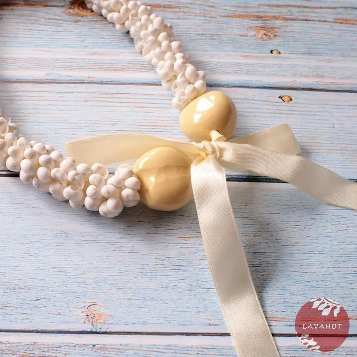 Mongo White Hawaiian Seashell Lei - Made in Hawaii