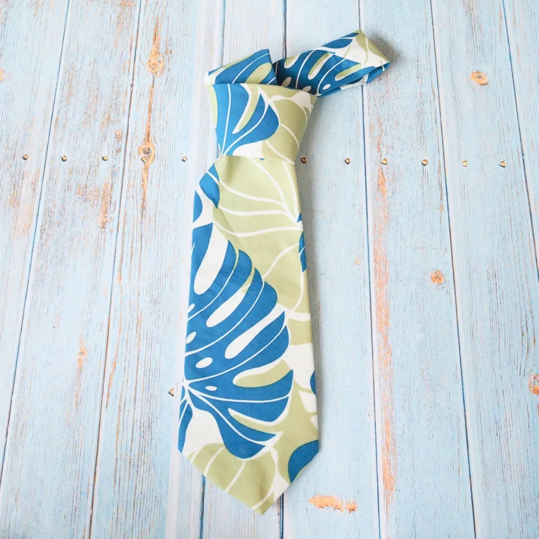 Monstera Oasis Cream Hawaiian Necktie - Made in Hawaii