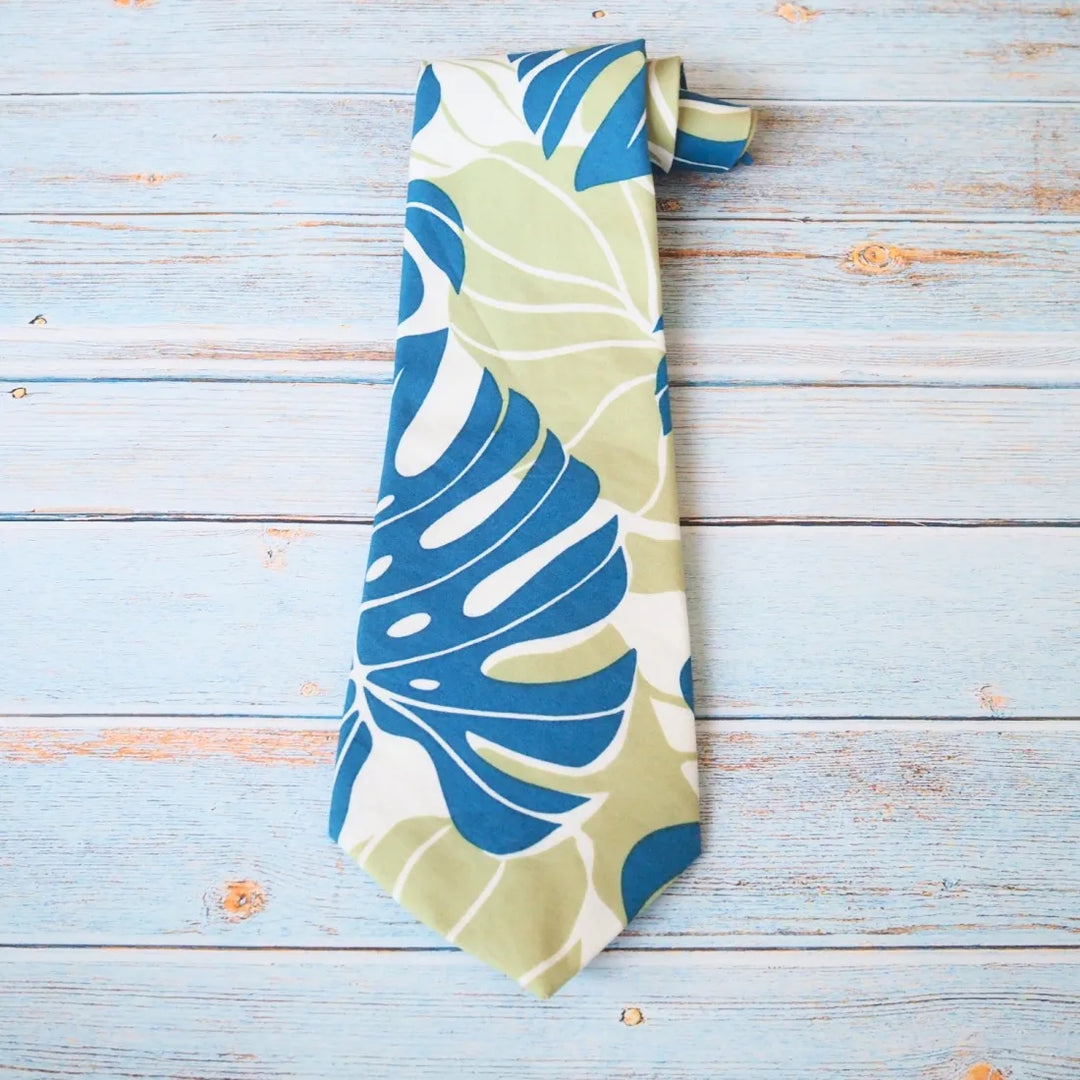 Monstera Oasis Cream Hawaiian Necktie - Made in Hawaii