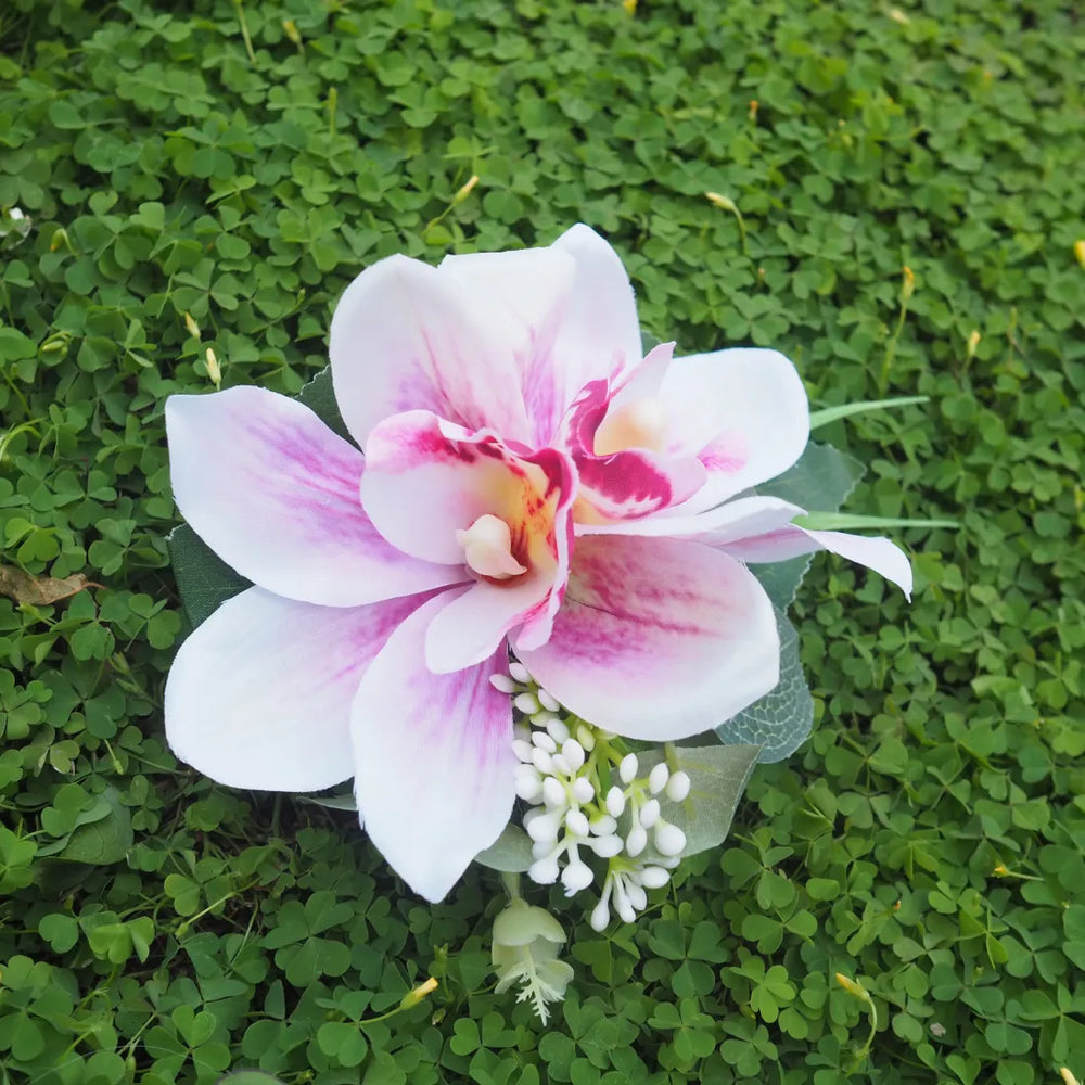 ?OKika Nani White Flower Hair Clip - Made in Hawaii