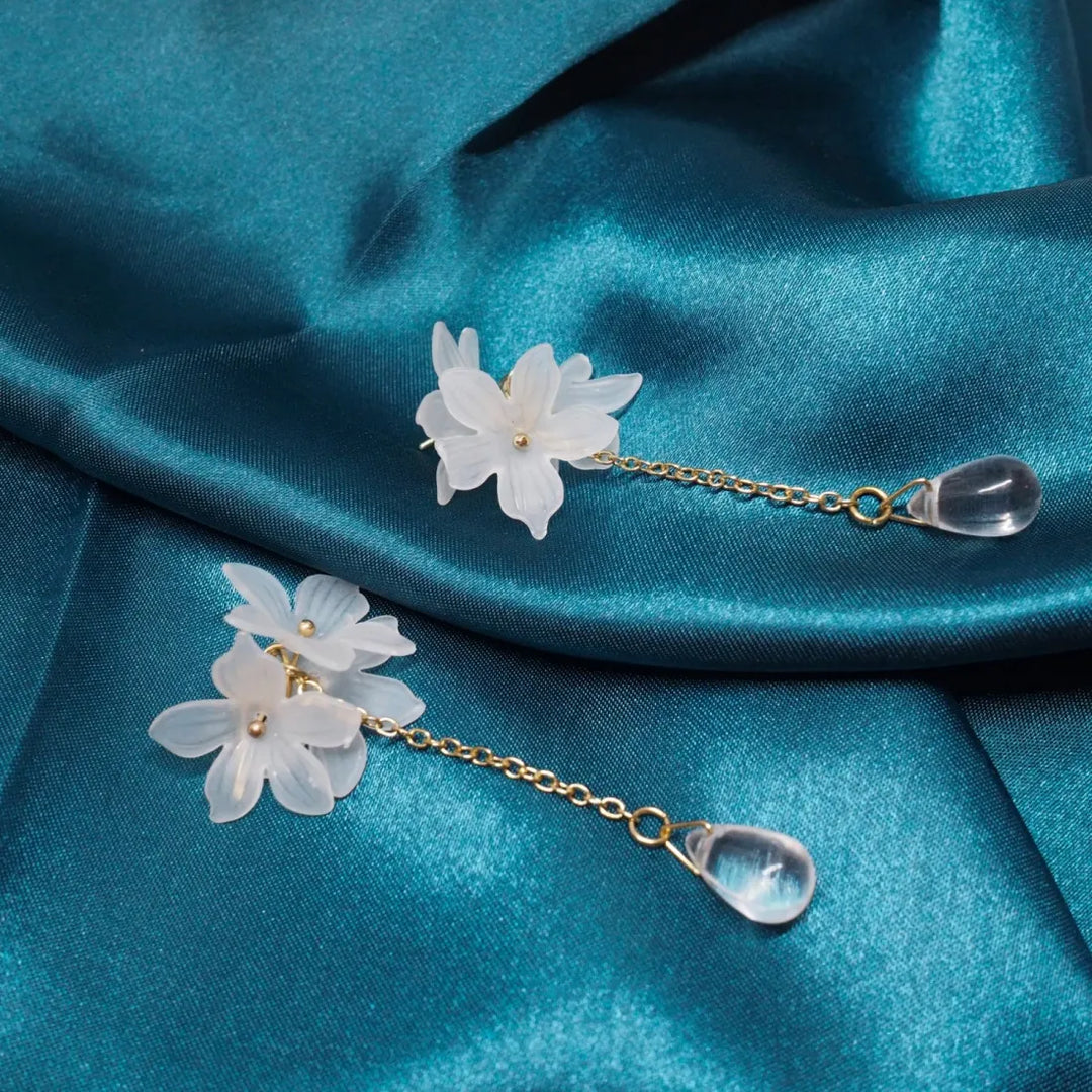 White Dreamy Drop Floral Earrings - Made in Hawaii