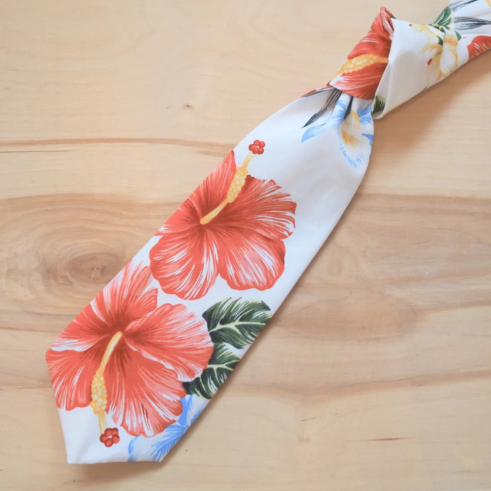 White Ke’e Hawaiian Necktie - Made in Hawaii